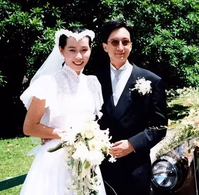 結婚34年無子女！目睹富豪丈夫「梅開四度」　59歲女星堅持「不生子不離婚」：沒必要生小孩