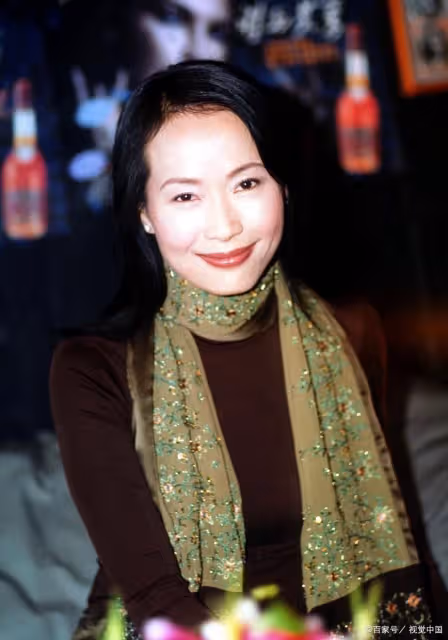 結婚34年無子女！目睹富豪丈夫「梅開四度」　59歲女星堅持「不生子不離婚」：沒必要生小孩
