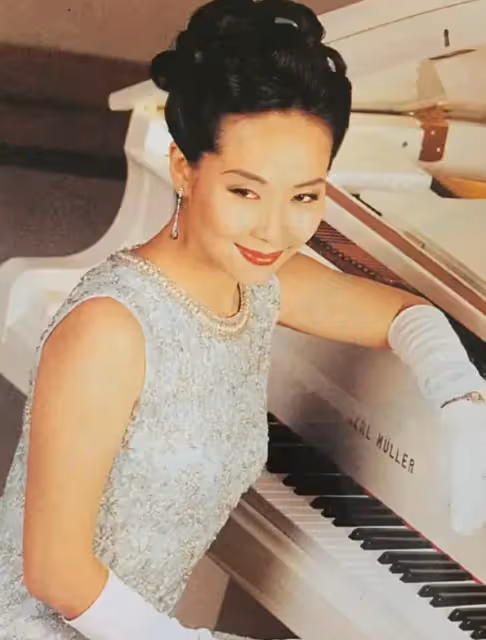 結婚34年無子女！目睹富豪丈夫「梅開四度」　59歲女星堅持「不生子不離婚」：沒必要生小孩