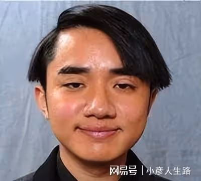 能演戲會主持，轉戰內娛後裝瘋賣傻，為何42歲的他走起下坡路？