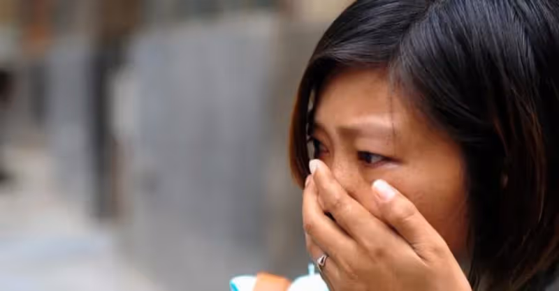 兒媳要公公拿錢救子，婆婆狠心拒絕，兒媳悲痛欲絕