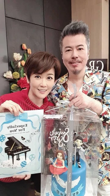 大手筆寵夫,寇乃馨為愛砸下360萬不心疼滿足尪願望,黃國倫哽咽到手抖收下:我何德何能啊