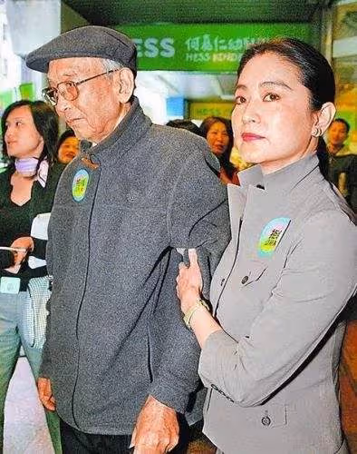 懶理婚變傳聞！68歲林青霞「大膽表白老公」　自曝僅有一次「被氣到發抖」：真太過分了