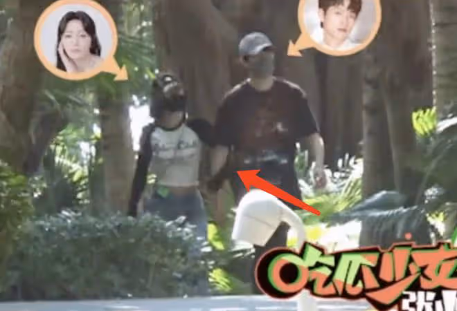 魏大勛秦嵐約會第二彈！兩人挽手漫步海邊，女方依然比男方更主動