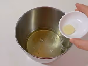 一次成功的酸奶戚風蛋糕（8寸）