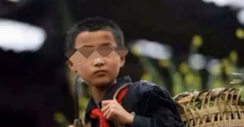 兒入獄兒媳遠嫁，農村老人將孫兒供上大學後，才知兒媳早已去世