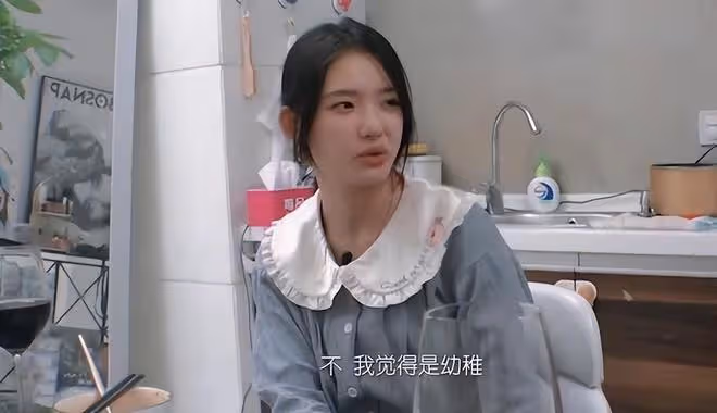 38歲海陸疑有新戀情，接男子一起做核酸，深夜同回住處
