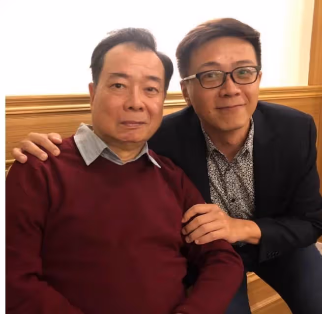 廖峻兩次中風，失去生活勇氣，幸得兒子在身邊陪伴和鼓勵，才終於重拾信心，網贊：真的是大孝子