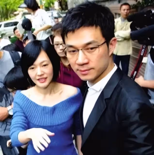 我不慘，我很幸福！小S首回應老公私生子傳聞，侯佩岑力挺好姐妹