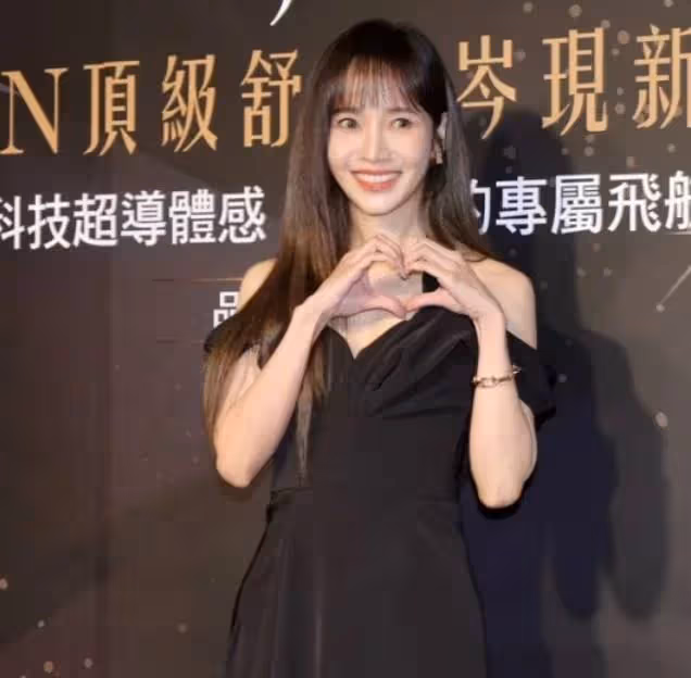 我不慘，我很幸福！小S首回應老公私生子傳聞，侯佩岑力挺好姐妹