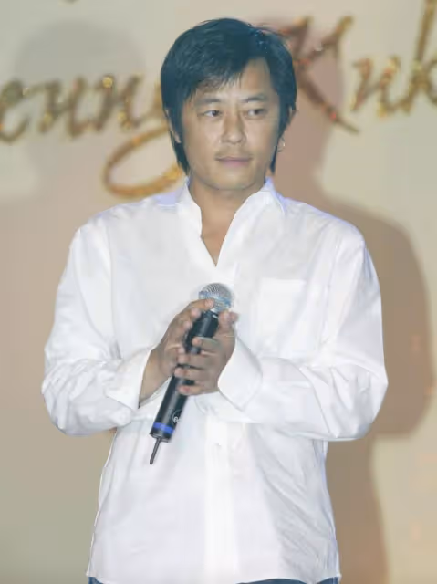 台灣歌手王傑發行新歌，歌名暗指他或將退出歌壇，60歲依舊單身