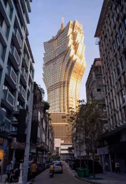 危機解除！賭王家族3張賭牌全成功續約，梁安琪贏麻了奚夢瑤上位