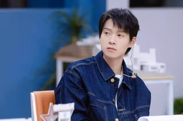 又萌又賤，性格討喜的魏大勛俘獲秦嵐的心，靠提供情緒價值？