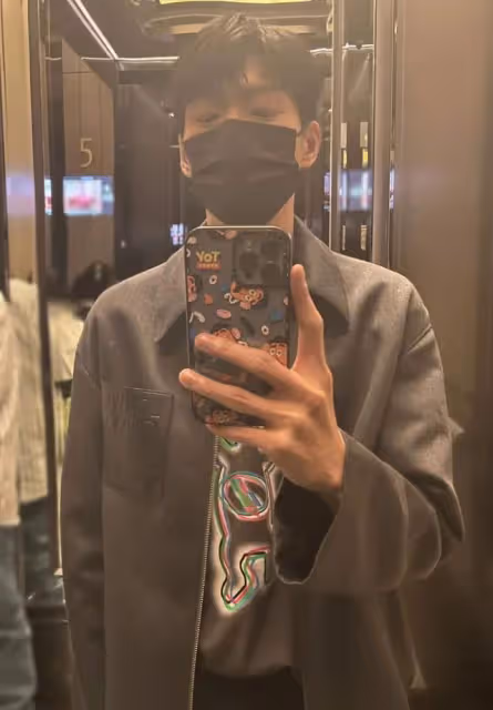 又萌又賤，性格討喜的魏大勛俘獲秦嵐的心，靠提供情緒價值？