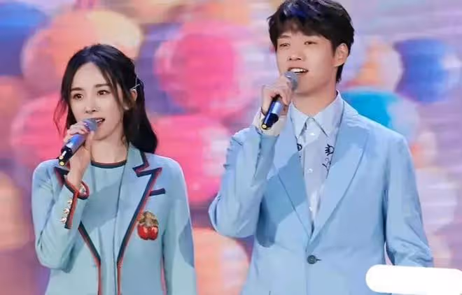 楊冪有多尷尬？前夫和緋聞男友先後曝光戀情，女友都是她的好閨蜜