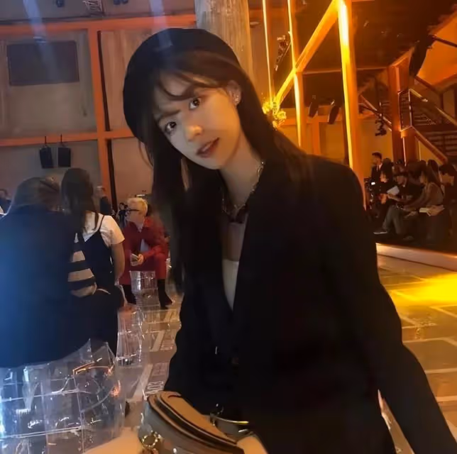 和王一博傳了5年緋聞，破產仍不被網友原諒，綦美合口碑怎麼碎的