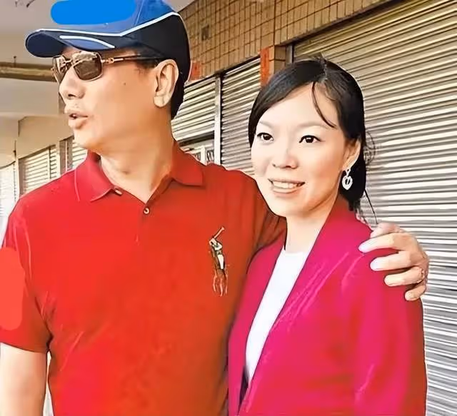 富士康老闆娘曾馨瑩：擊敗劉嘉玲嫁郭台銘，還想為七旬老公拼四胎
