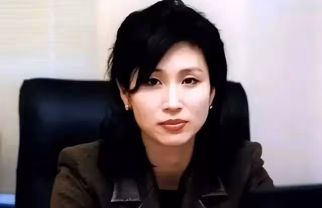 韓國最強小三金熙英：讓頂級財閥拋棄總統之女，可她也害苦了愛人