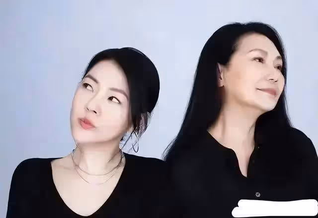 S媽欺軟怕硬「雙面人」性格，在面對張蘭和小S婆婆時，態度大不同