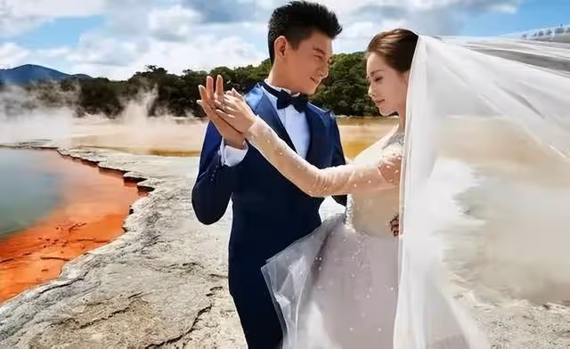 從冰場舞者到婚紗女王，73歲王薇薇人老心不老，仍交往鮮肉男友