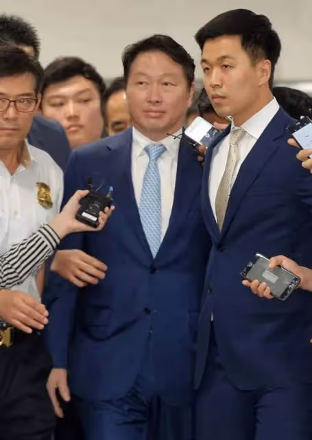 隱忍11年換百億資產，撕渣男老公奪SK集團，前總統之女盧素英夠狠