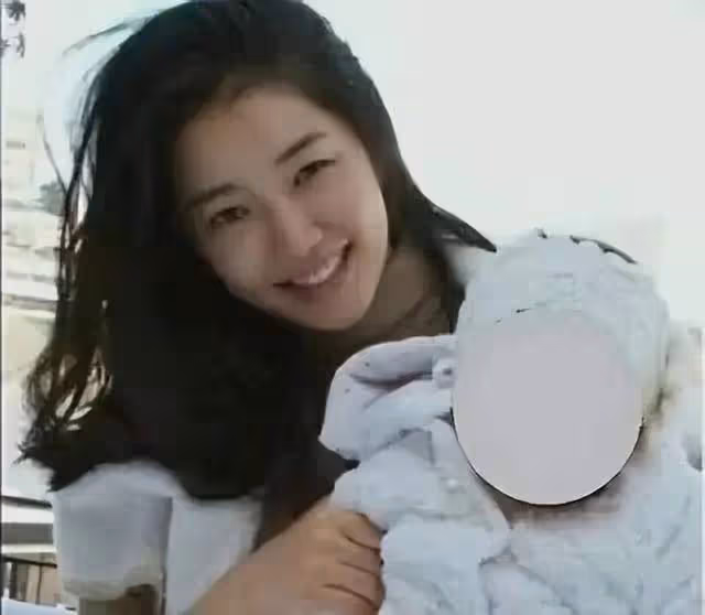 隱忍11年換百億資產，撕渣男老公奪SK集團，前總統之女盧素英夠狠