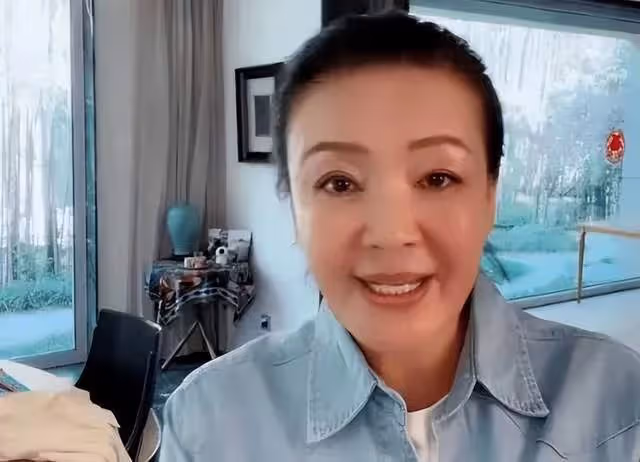 張蘭一輩子的意難平，未婚先孕倒追汪小菲父親，汪璽是何許人？