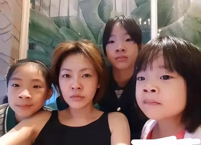 讓大S認道上大哥做乾爹，與張蘭互撕，體面的S媽黃春梅不體面人生