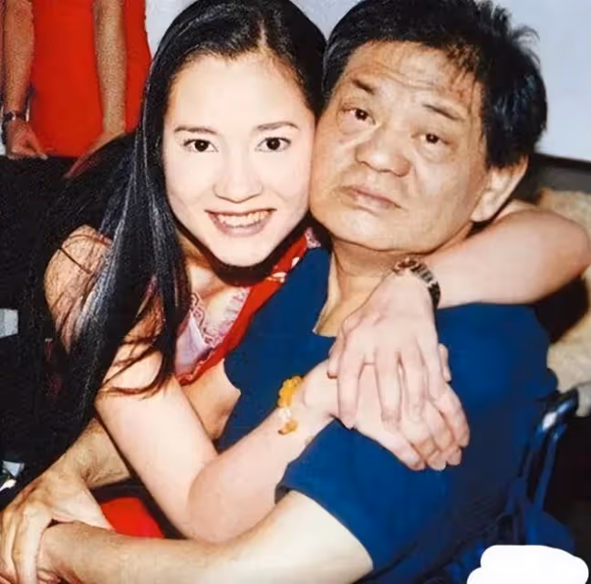 讓大S認道上大哥做乾爹，與張蘭互撕，體面的S媽黃春梅不體面人生