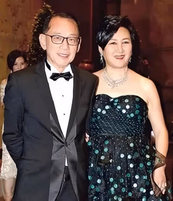 英皇老闆楊受成的風流史：手下女星無數，與容祖兒梁詠琪相交甚密