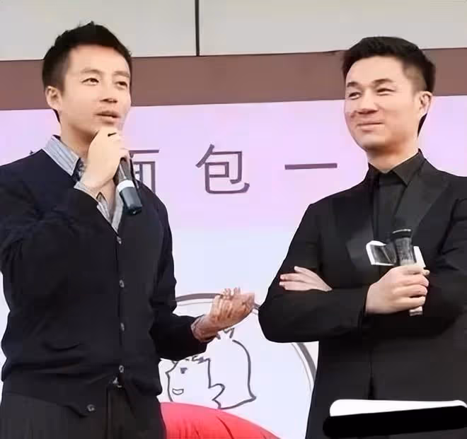具俊曄逃到法國看展，大s贏了法理輸了情理，她的事業前景迷茫