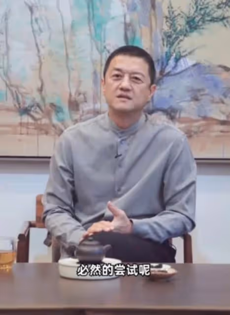 李亞鵬拍攝大雪節氣視頻，小女兒罕見出鏡，網友們卻在關心李嫣