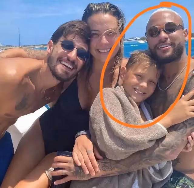 內馬爾賽後對兒子盧卡比心，C羅和梅西的兒子卻喜歡對方的爸爸