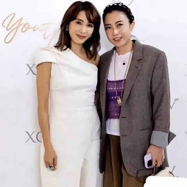 豪門受不受寵區別有多大？呂麗君女兒邊緣化，甘比女兒玩頂級派對