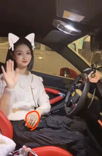 張嘉倪愛得起放得下，邵晴發視頻自證清白，買超神隱，一團亂麻