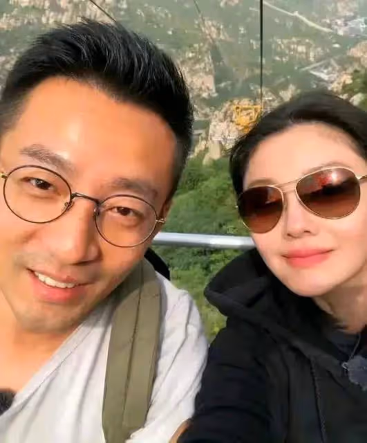 痴戀s媽黃春梅背後的男人，拍風月片的陳寶蓮，29歲跳樓至死不渝