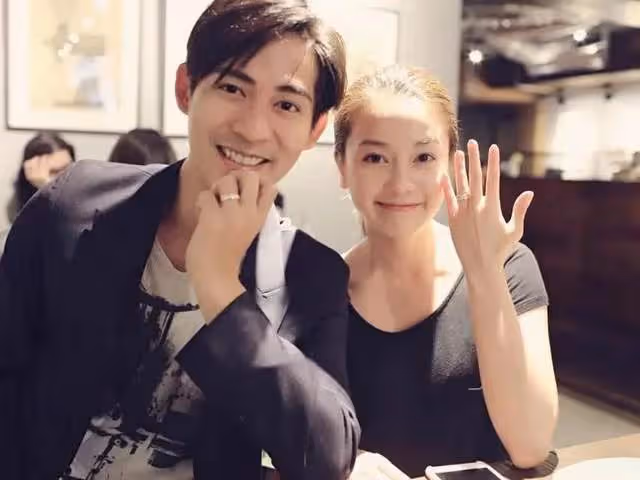 藍正龍一家四口很溫馨，周渝民夫妻合照超甜蜜，沒娶大S都很幸福
