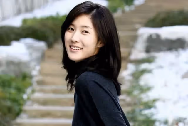出生就擁有上億資產，卻在26歲為情自殺，三星小公主李尹馨值得嗎