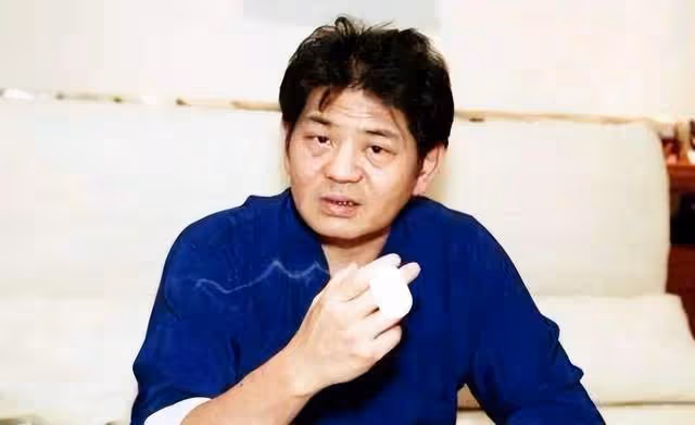 S媽背後的男人，就是醜男版「賈寶玉」黃任中：風流一生結局悲催