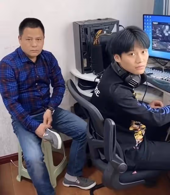 小楊爸就不雅視頻道歉，父子二人評論區唱雙簧，3個步驟完美公關