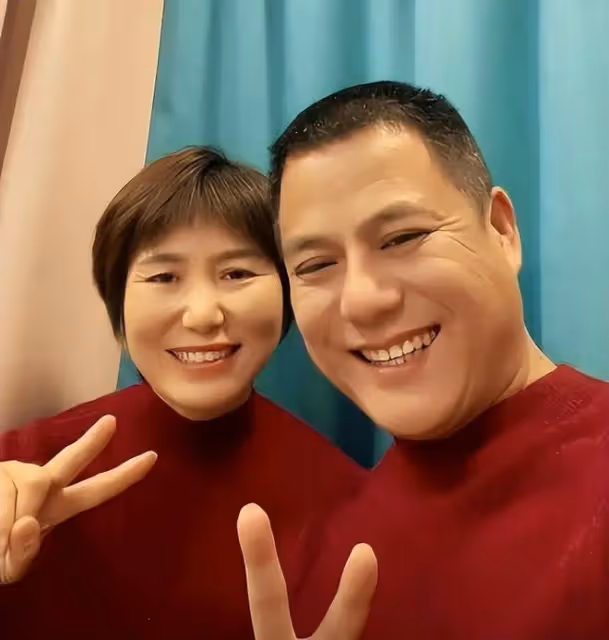 小楊爸就不雅視頻道歉，父子二人評論區唱雙簧，3個步驟完美公關