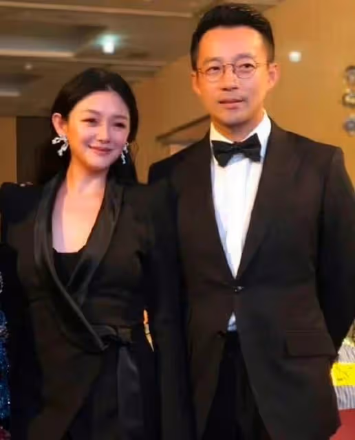 張蘭闢謠大s賣房救夫，汪小菲電費官司即將打響，法律偏向大s？