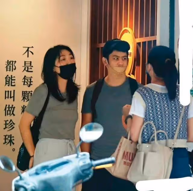 陳凱歌陳飛宇的海外版，舉賢不避親，李安捧兒子李淳出演李小龍
