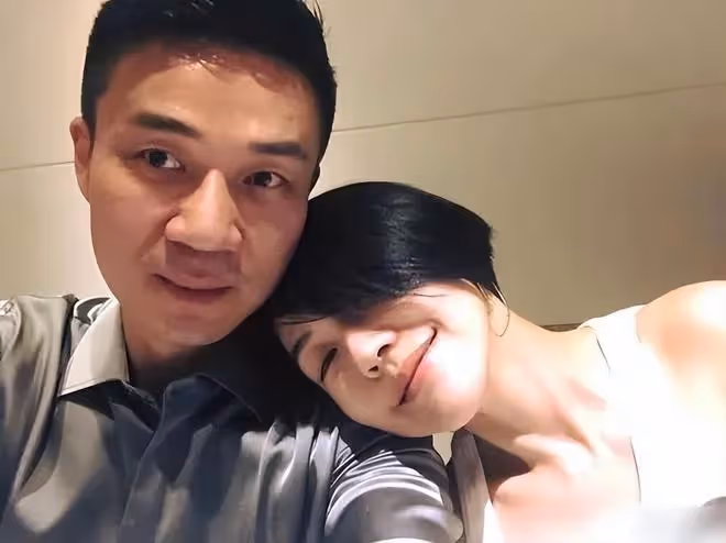 大S親姐徐熙嫻，看似老實卻最精明，替大S兜底，幫汪小菲看孩子
