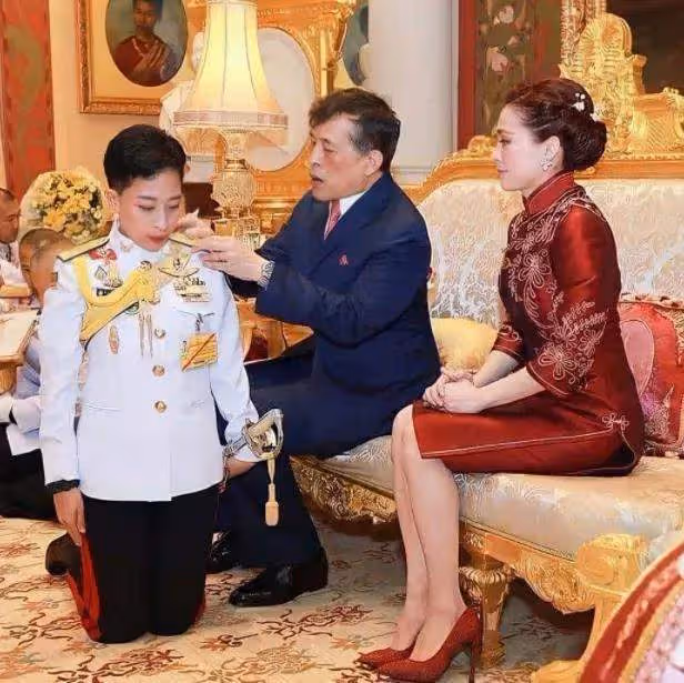 帕公主被救回來了，泰國國王虛驚一場，海外4個私生子虎視眈眈