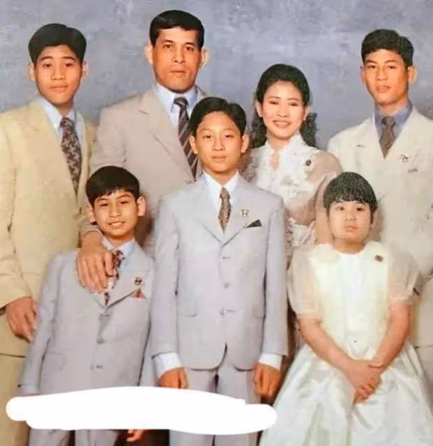 帕公主被救回來了，泰國國王虛驚一場，海外4個私生子虎視眈眈