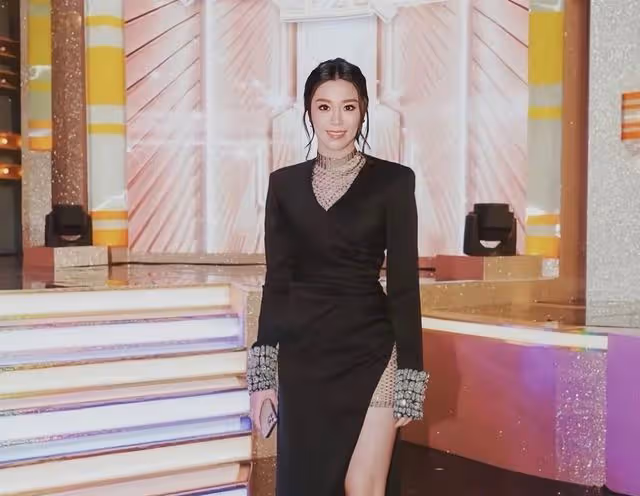 恭喜！香港兩大億萬豪門聯姻，知名富家千金和太子爺舉辦世紀婚禮