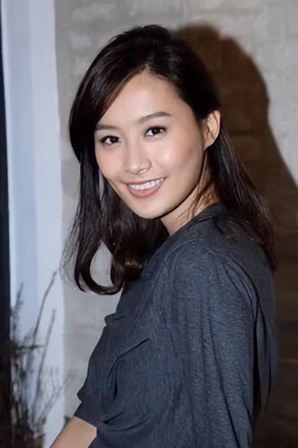 激動！TVB前當家花旦獲張家輝邀回港拍戲，近年成好萊塢搶手藝人