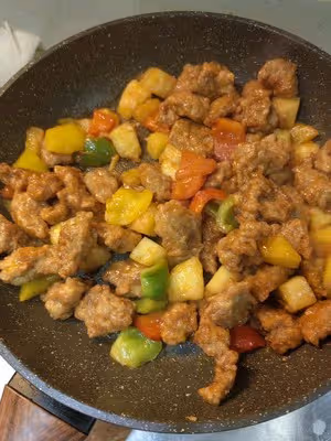 菠蘿咕咾肉