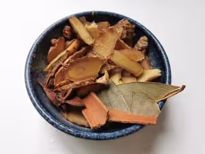 筍乾香菇燒肉